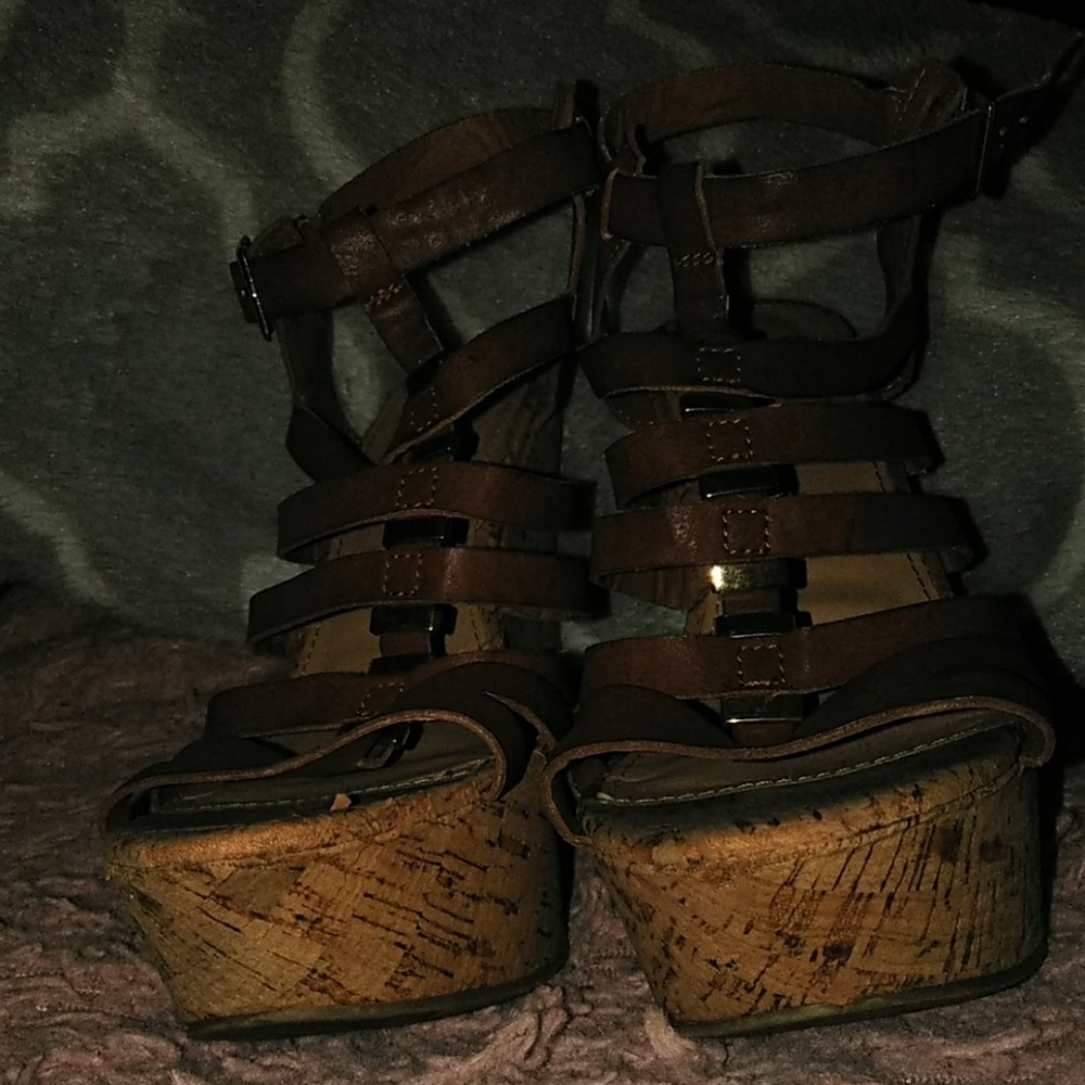 Women's shoes